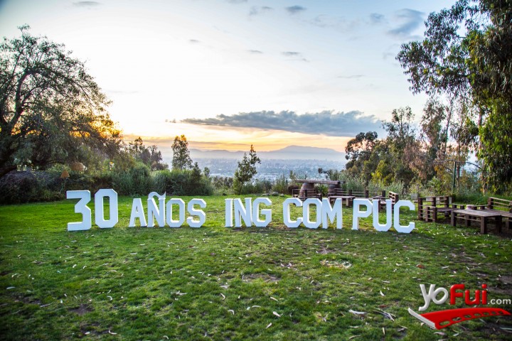 Fotografía en Celebración 30º Aniversario Generación 93 Ingenieros Comerciales de la PUC, Centro de Eventos