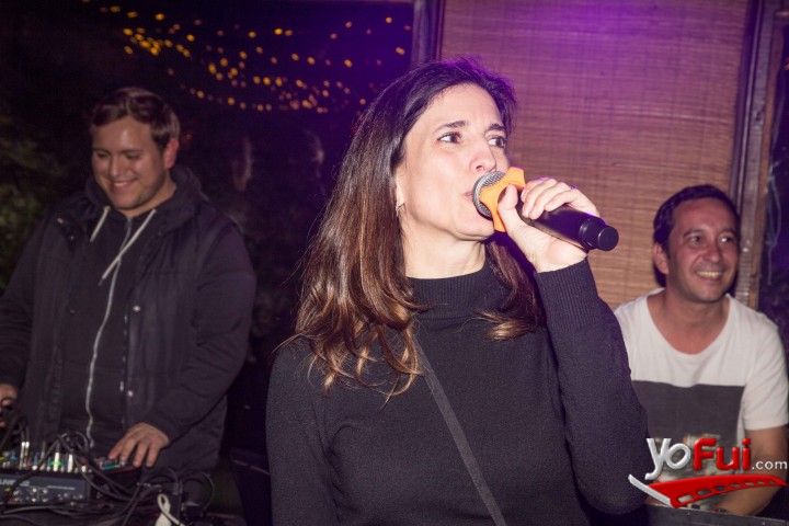 Karaoke con Francisca Medeiros