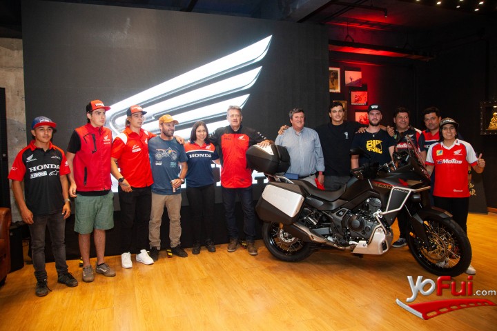 Fotografía en Honda lanzó XL750 TRANSALP ideal para turismo aventura y la ciudad, Living de Chaleco López