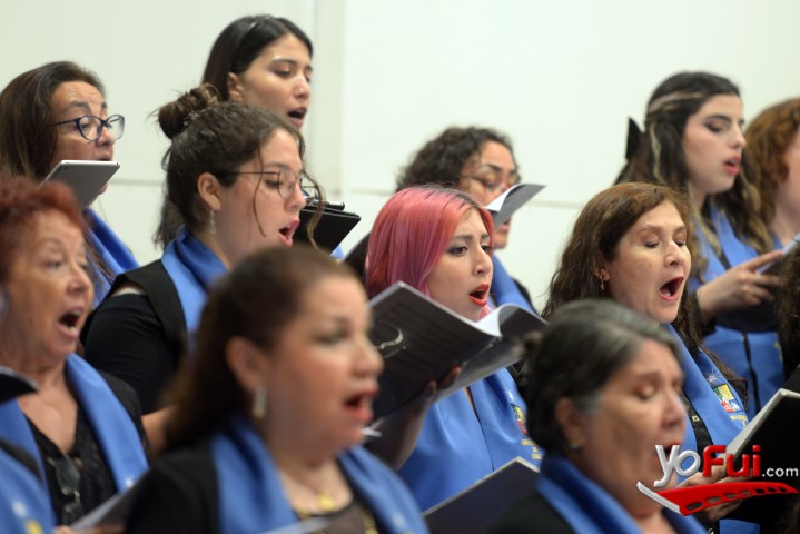 Fotografía en Presentación Carmina Burana, la gran obra sinfónico-coral del compositor alemán Carl Orff, Teatro Aula Magna