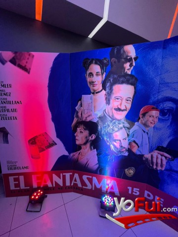 Fotografía en Avant Premiere "El Fantasma", Cinépolis de la Reina