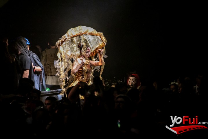 Fotografía en Cerveza Miller celebró Halloween a lo grande en Santiago, Hilaria