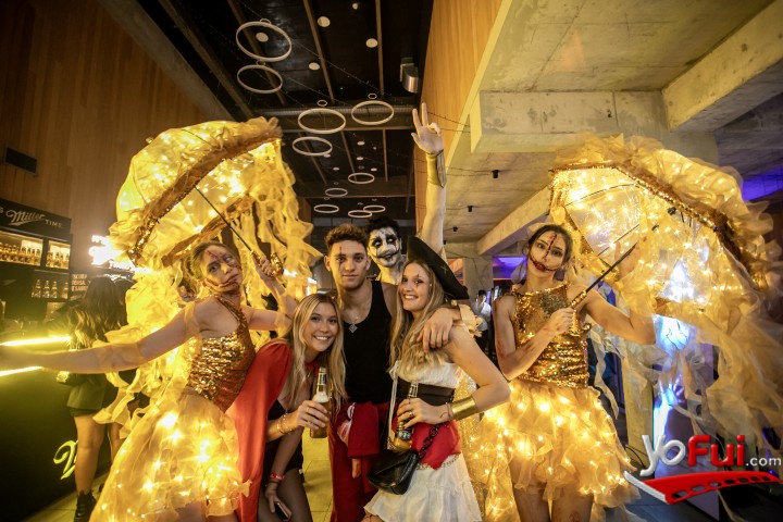 Fotografía en Cerveza Miller celebró Halloween a lo grande en Santiago, Hilaria