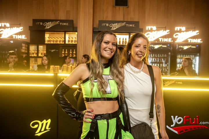 Fran Valdivieso, Daniela Oats