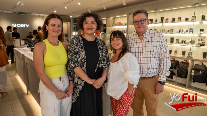 Karina Sánchez, Directora de El Diario Inmobiliario, Claudia Petit,  presidenta del Colegio de Constructores Civiles, María Paz Aguirre, Gonzalo Fuentes