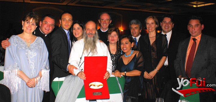 Carena Petit de Díaz, Padre Fernando Cueva cs, Mauricioi Farah, Padre Fiorenzo Rigoni, Diana Farah, Padre Antonio Murado cs, Iliana Ruvalcaba, Mina Eugenia Trillo, Salvador Beltrán, Carolina D´Amiano, Andrés Sánchez, Loui Sánchez