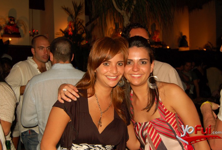 Ade Zenderas, Lucilla Lorca