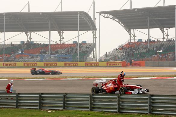 F1 | GP India 2011: Libere a fasi alterne per Alonso