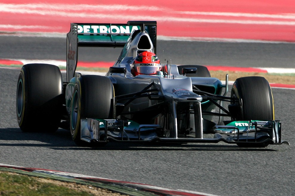 F1 |Test F1 2012 | Barcellona, 2 marzo ore 12: “Schumacher autore di due bandiere rosse”