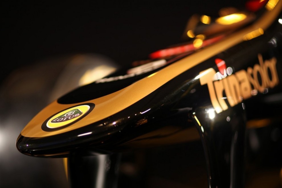 F1 | Lotus annuncia partnership con Alpinestars