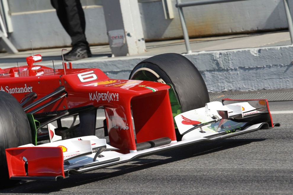 F1 | Ferrari: via lo scalino dal musetto della vettura 2013