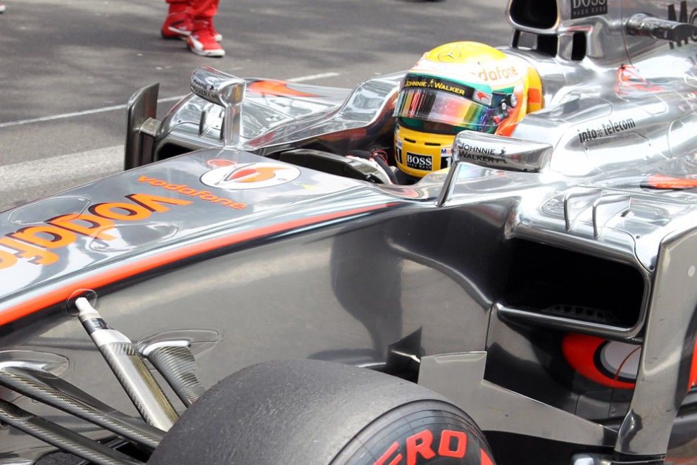 F1 | Hamilton frustrato dopo aver perso posizioni