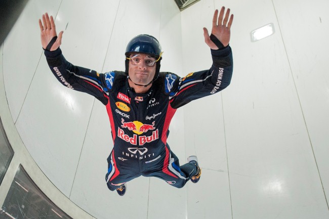 F1 | Mark Webber sfida la legge di gravità