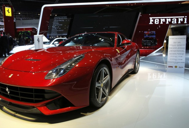 Ferrari, tra aumento produzione e rallentamento vendite