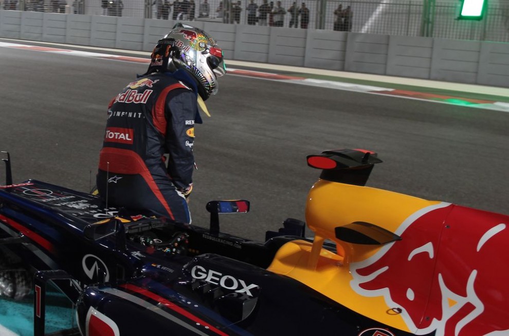 F1 | Vettel penalizzato, Red Bull sotto pressione