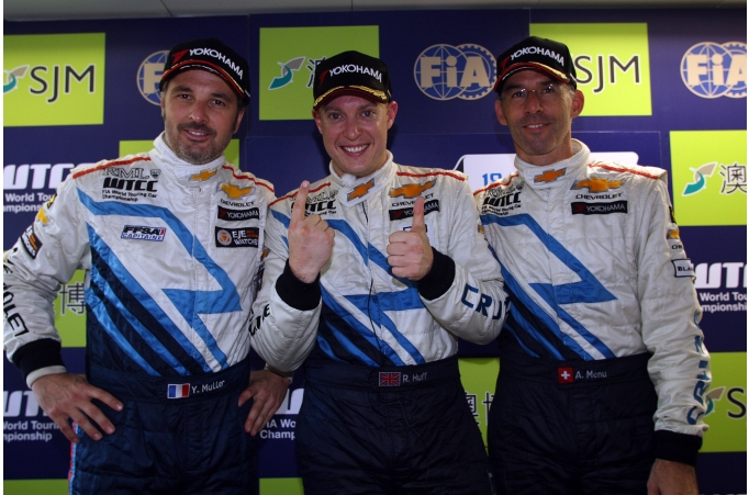 WTCC | Huff campione ma quanti rischi!