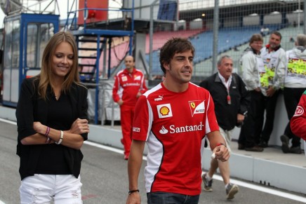 Fernando Alonso e Dasha Kapustina