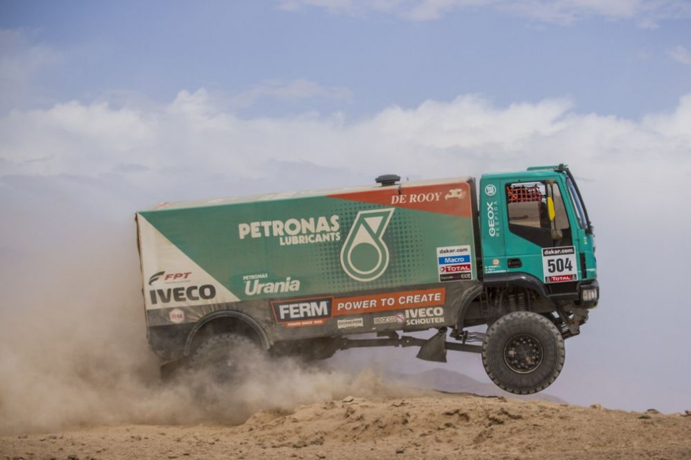 Dakar 2013: PS a l’Iveco Powerstar con de Rooy