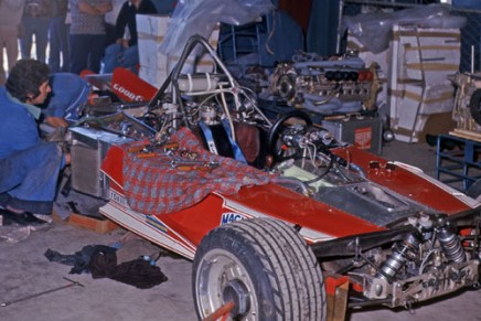 Ferrari 312T parte anteriore smontata