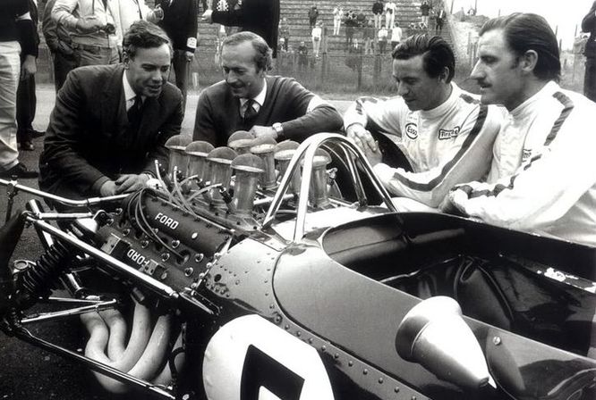 Lotus 49 Ford-Cosworth DFV 1967 Graham Hill Jim Clark Colin Chapman