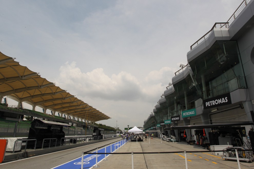 F1 LIVE, GP della Malesia: prove libere 2. Raikkonen vola!