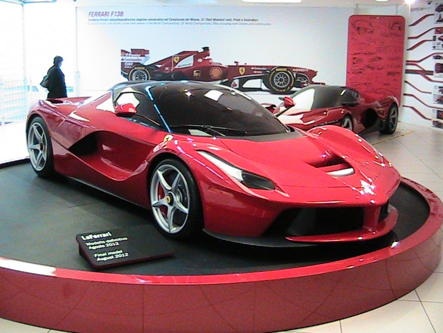 Foto de LaFerrari dalla mostra Ferrari Supercar al Museo Ferrari di Maranello