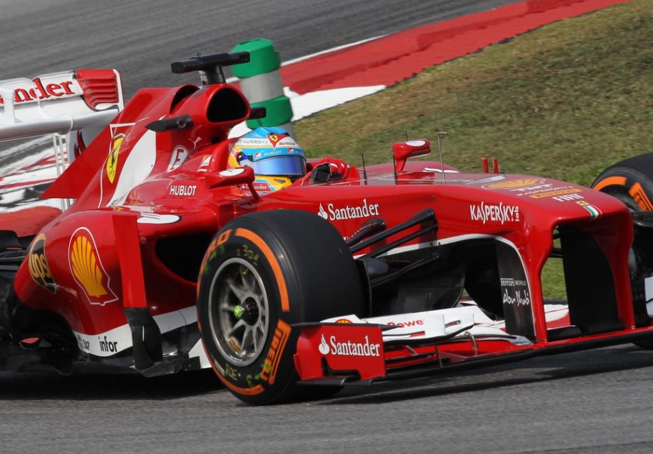 F1 | LIVE, GP Malesia 2013: gara. Vettel al comando!