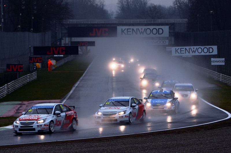 Wtcc | Monza, gare 1-2: Yvan Muller non si risparmia