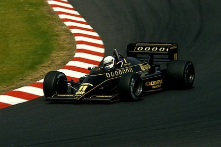 Elio De Angelis Lotus Renault 1985