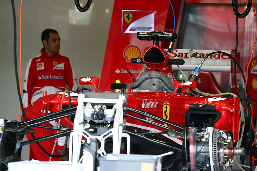 F1 | Ferrari: Massa motore ko, Alonso poco contento della F138
