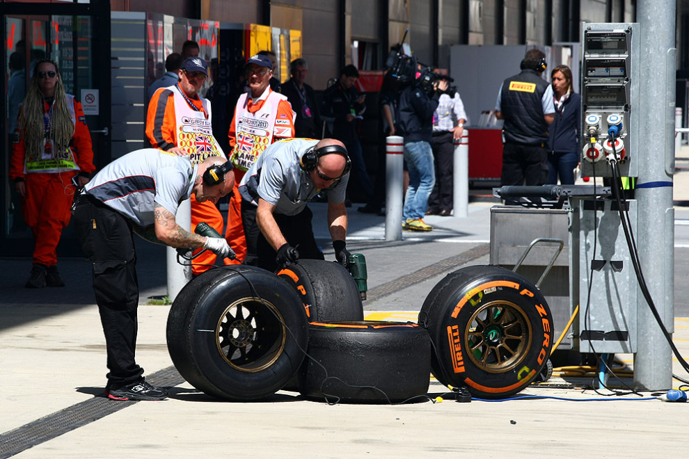 F1 | Pirelli: usate gomme modificate senza permesso a Silverstone?