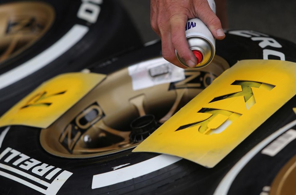 F1 | GP Italia 2013, Pirelli: “Prevediamo due pit stop”