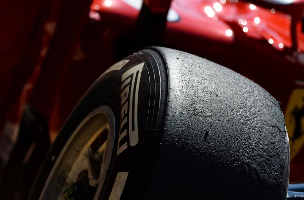 F1 | Pirelli: “Forature dovute probabilmente a detriti”