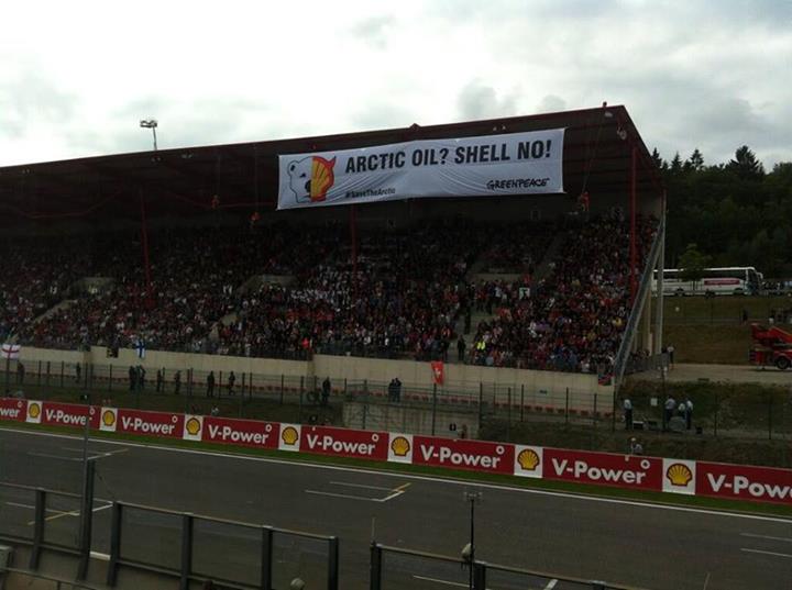 F1 | Gp Belgio, Greenpeace protesta contro la Shell