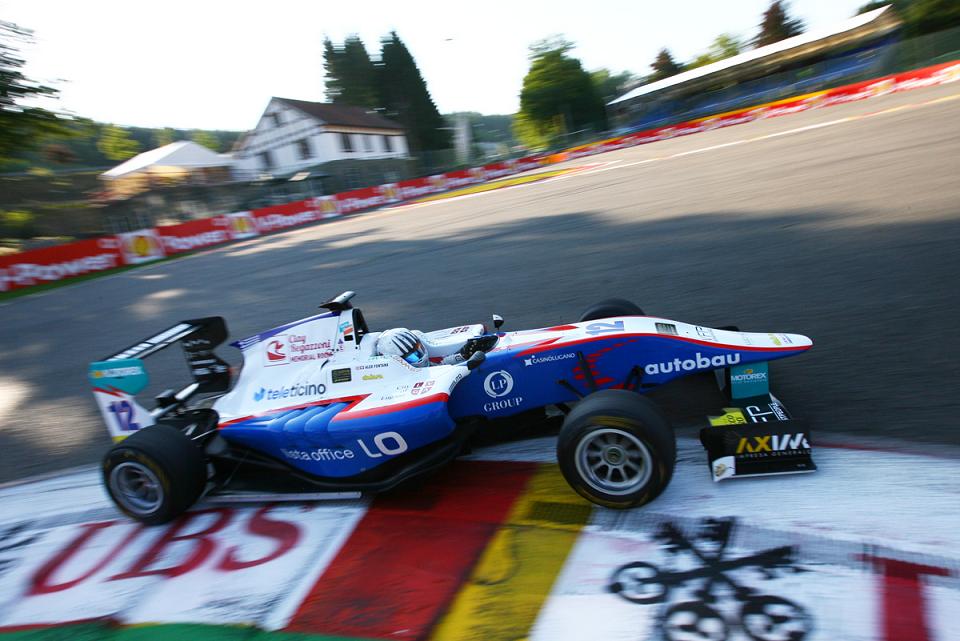 GP3 | Un millimetro di troppo condiziona Alex Fontana a Spa