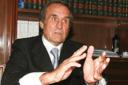 Reutemann politico