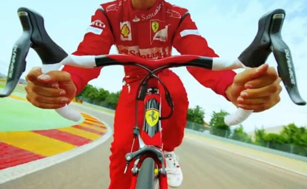 F1 | Alonso ancora intenzionato a realizzare il suo sogno su due ruote