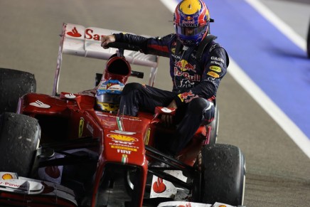 Alonso_passaggio_Webber_Singapore2013