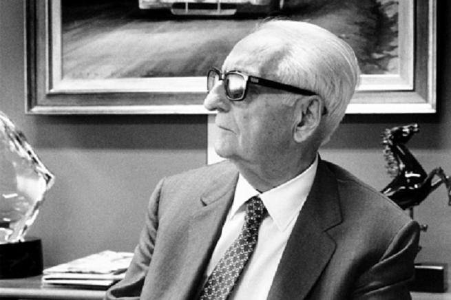 Enzo Ferrari ufficio Maranello