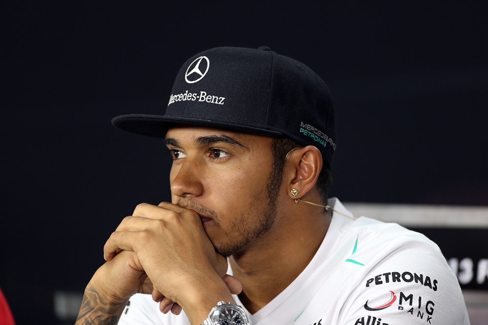 F1 | Hamilton e il razzismo: “Gli sponsor ridevano di mio padre”