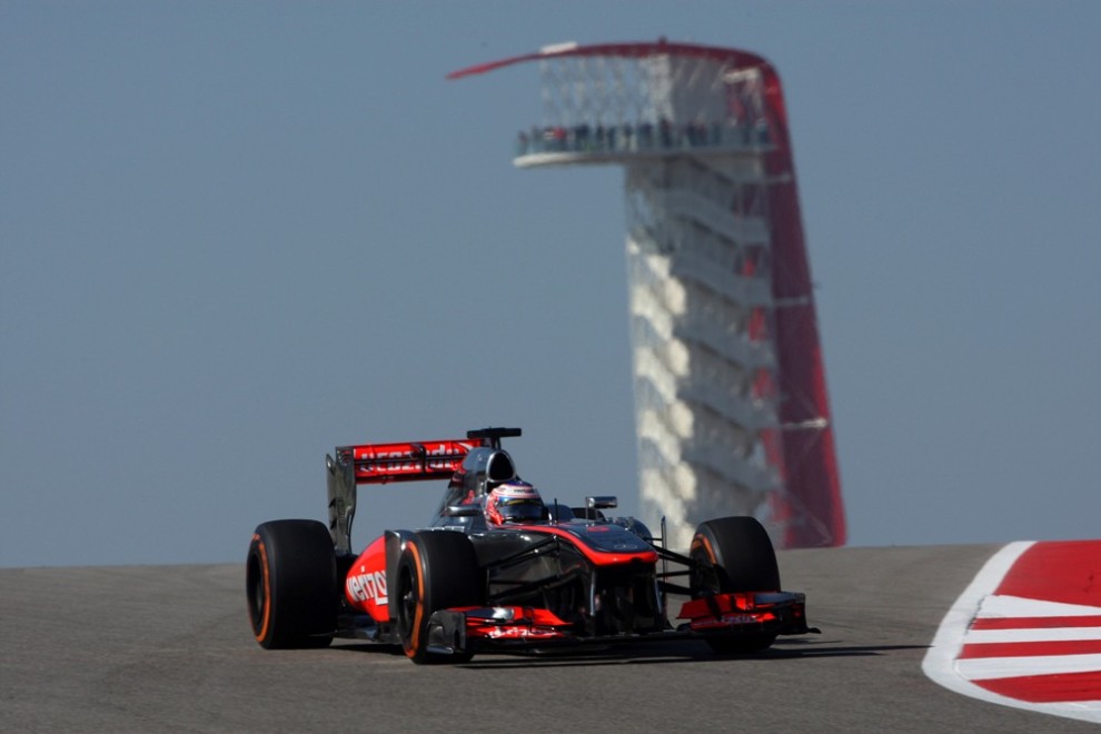 15.11.2013- Free Practice 1, Jenson Button (GBR) McLaren Mercedes MP4-28