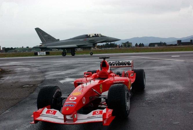 11 dicembre 2003: Schumacher contro l’Eurofighter