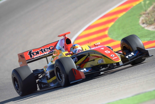 WSR | Fortec firma Oliver Rowland per la stagione 2014