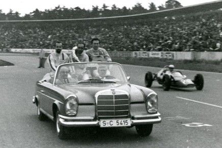 Brambilla vittoria Hockenheim con Ferrari Dino 1968