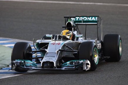 hamilton_mercedes_test_jerez_2014