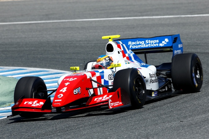 WSR | Jerez, Gara 2: crolla Merhi, vince Rowland