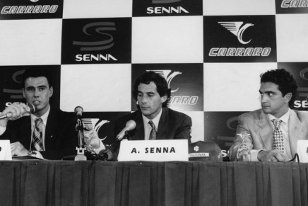 Ayrton Senna tra i fratelli Carraro 28 4 1994 Padova