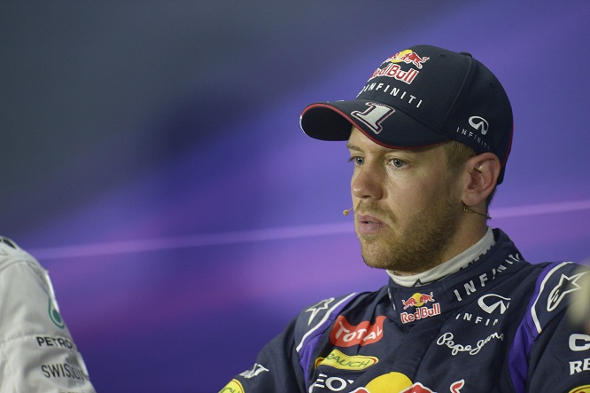 Vettel: “Guidare una F1 deve essere come domare un drago o una bestia”