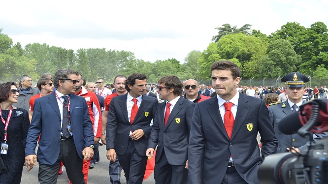 A Imola Alonso e Raikkonen ricordano Senna e Ratzenberger