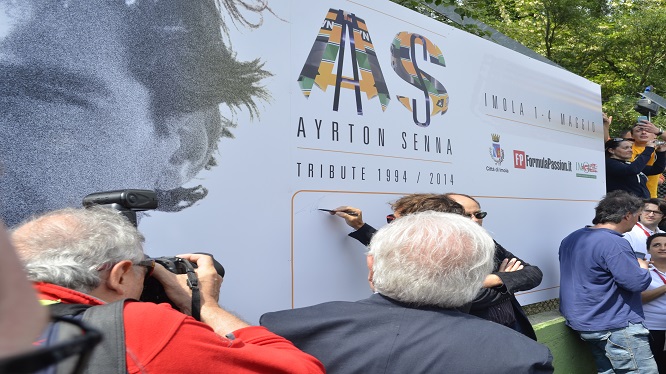 Senna Tribute | Photogallery: cerimonia di commemorazione al Tamburello